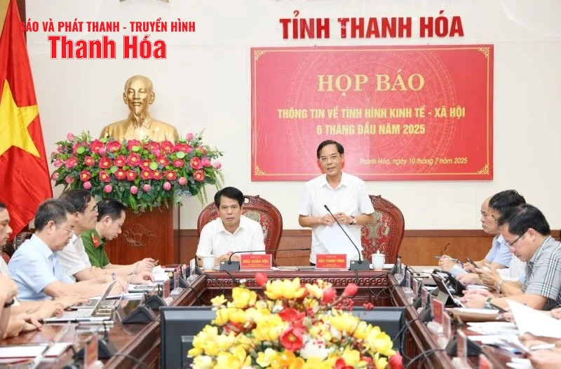 UBND tỉnh họp báo thông tin tình hình kinh tế - xã hội 6 tháng đầu năm 2025