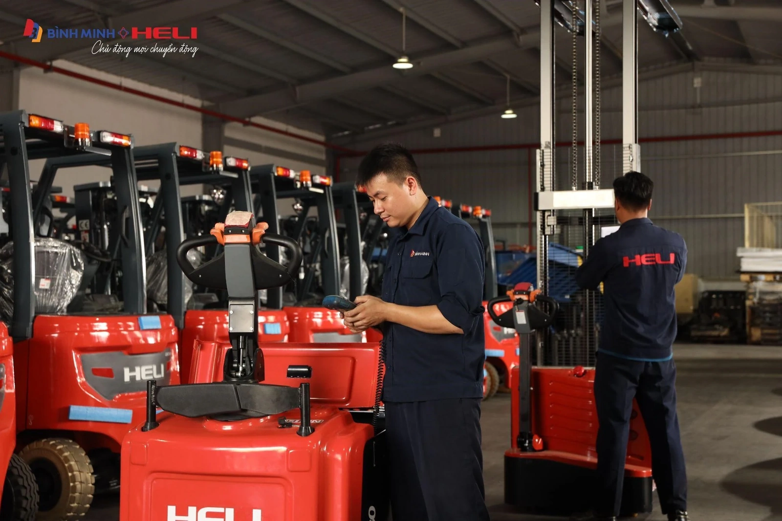 Xe nâng - mắt xích quan trọng trong chuỗi vận hành tại các khu công nghiệp Thanh Hóa