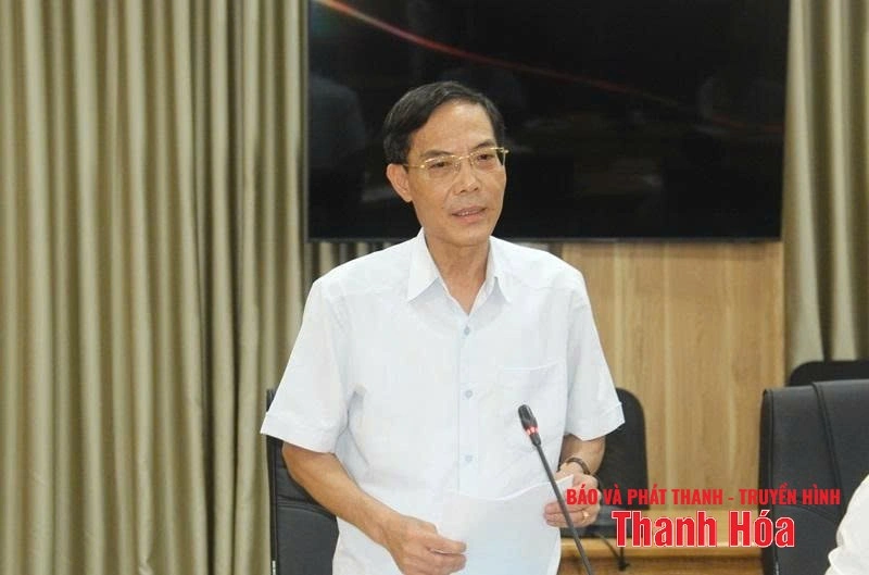 Giám sát công tác tuyển dụng, sử dụng và quản lý cán bộ lãnh đạo, giáo viên