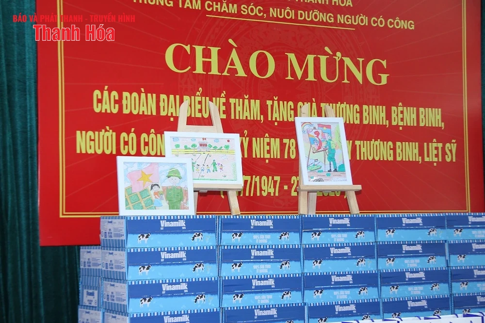 Vinamilk tri ân người có công tại Trung tâm chăm sóc, nuôi dưỡng người có công Thanh Hóa