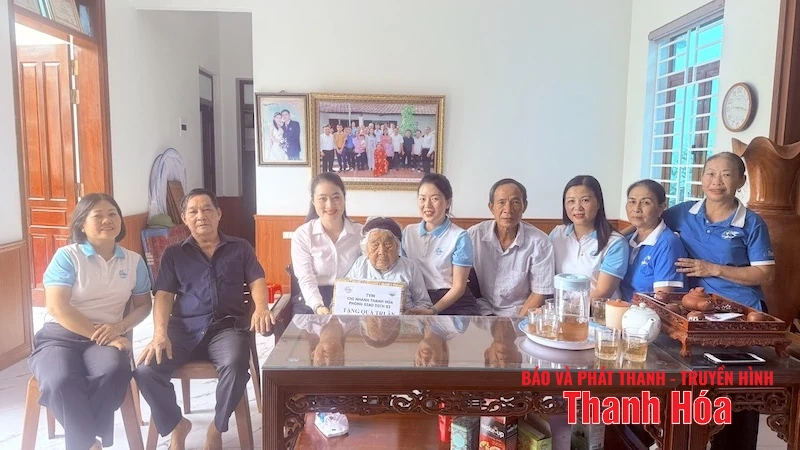 TYM Chi nhánh Thanh Hóa trao 43 suất quà tri ân dịp 27/7