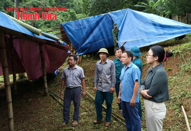 Nguy cơ sạt lở cao, xã biên giới Na Mèo dựng lán tạm, sẵn sàng di dân
