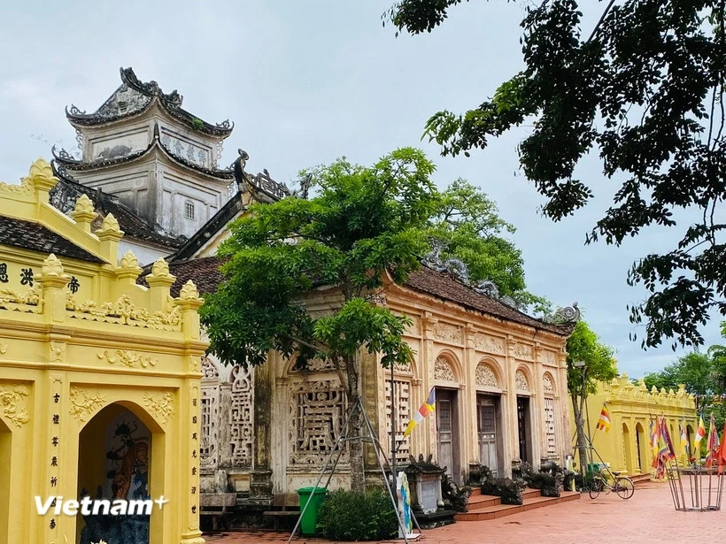 Chùa Cổ Lễ - ngôi cổ tự có kiến trúc độc đáo nhất Việt Nam