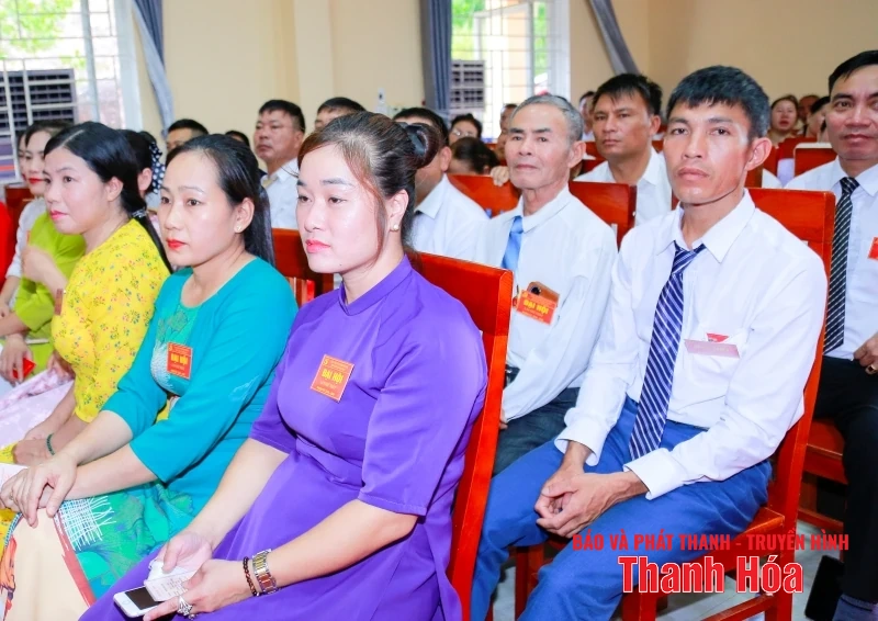 Phó Chủ tịch Thường trực UBND tỉnh Nguyễn Văn Thi dự Đại hội đại biểu Đảng bộ xã Hóa Quỳ
