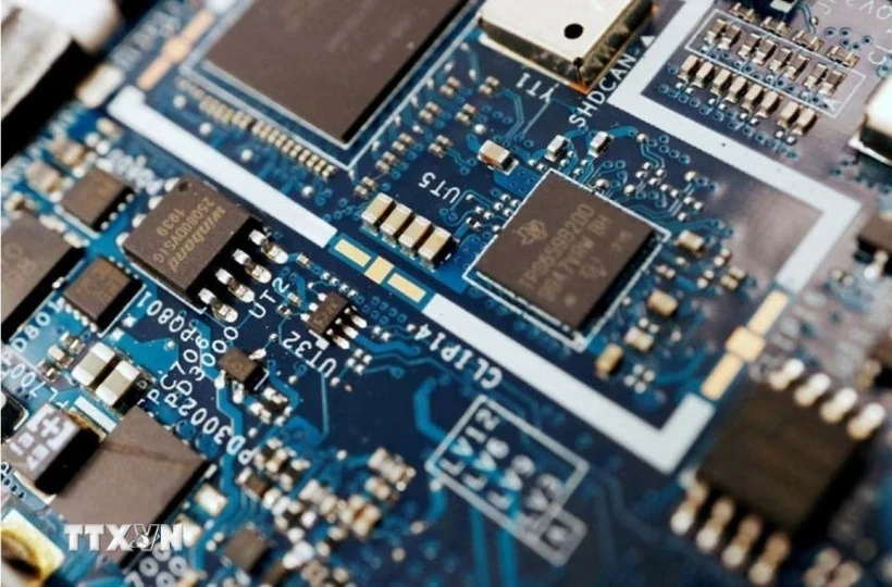 Mỹ dự kiến áp thuế khoảng 100% đối với chip bán dẫn nhập khẩu