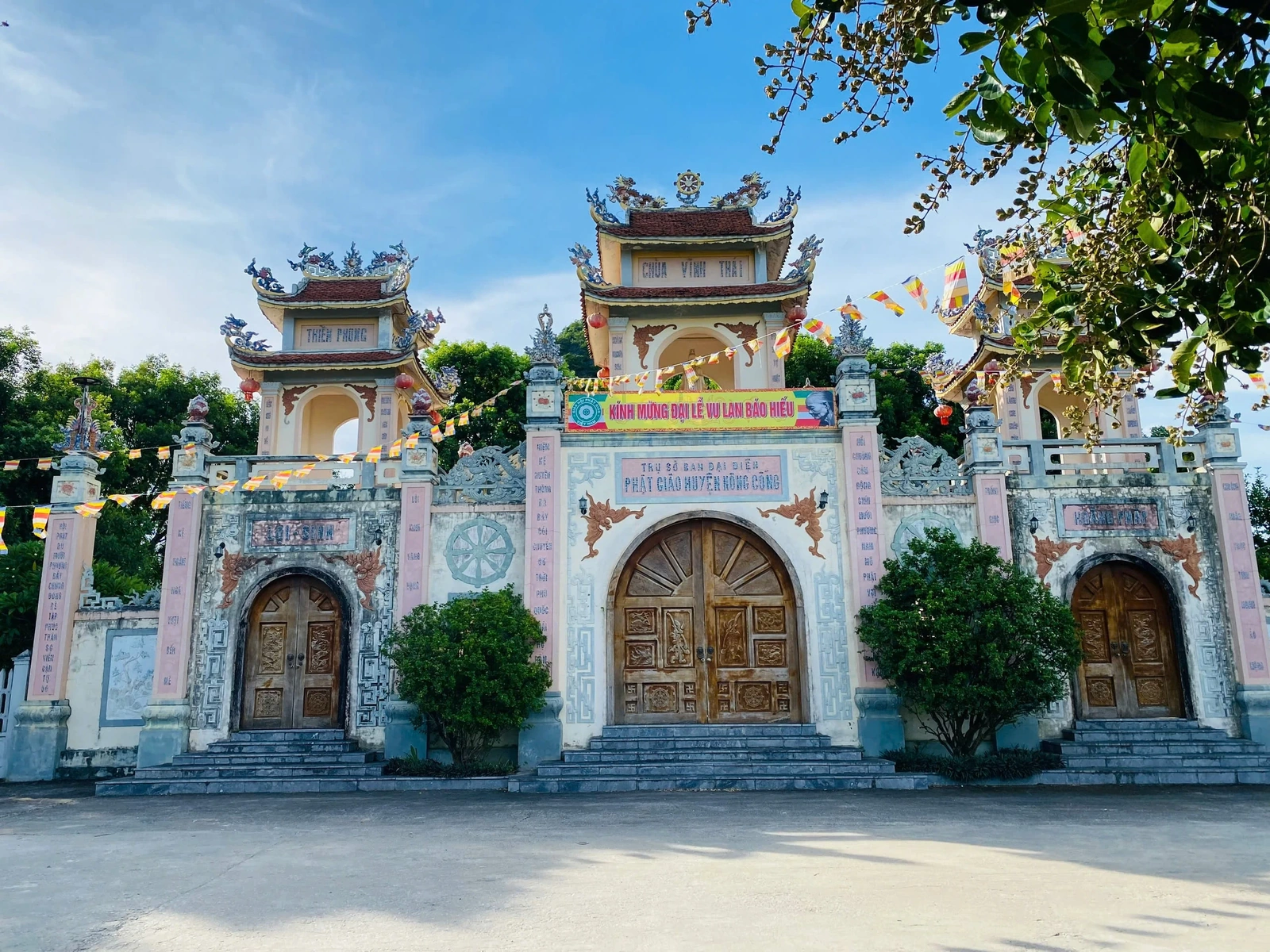 Trung Chính vững bước vươn mình