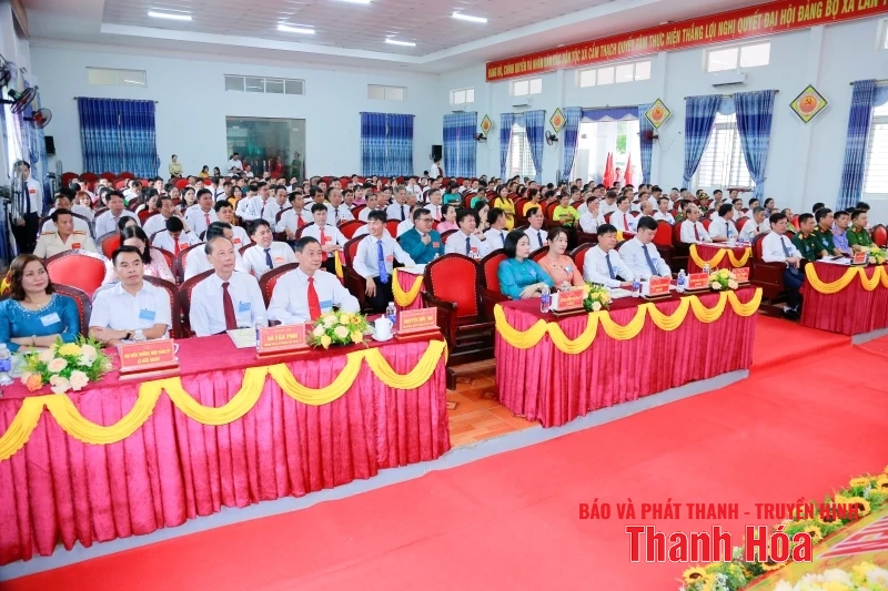 Xây dựng xã Cẩm Thạch phát triển nhanh, bền vững