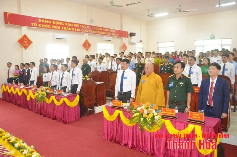 Phát huy tinh thần đoàn kết, xây dựng xã Cẩm Vân phát triển nhanh, bền vững