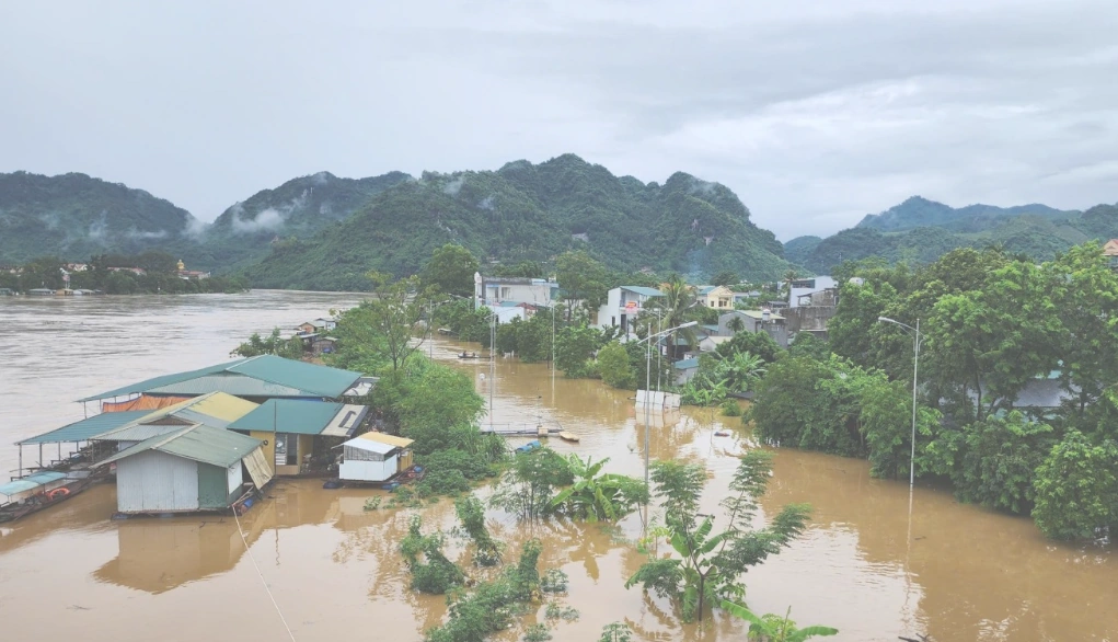 Cảnh báo lũ trên các sông từ Thanh Hóa đến Huế