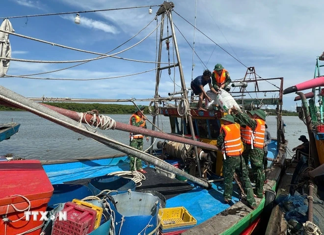 Công điện của Thủ tướng Chính phủ về tập trung ứng phó khẩn cấp bão số 5