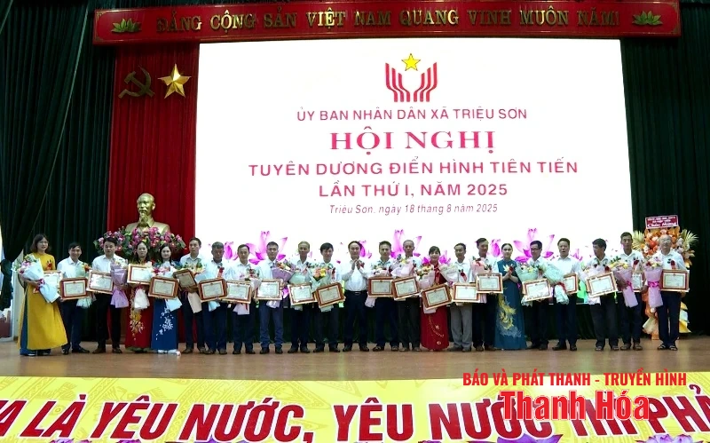 Xã Triệu Sơn tuyên dương điển hình tiên tiến trong phong trào thi đua yêu nước, giai đoạn 2020 - 2025