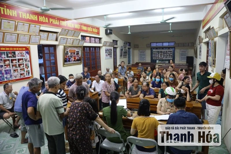 Trao quà Tết Độc lập - gắn kết yêu thương, lan tỏa niềm vui