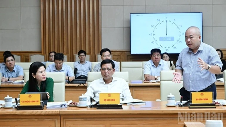 Khẩn trương xây dựng báo cáo nghiên cứu khả thi dự án tuyến đường sắt Lào Cai-Hà Nội-Hải Phòng