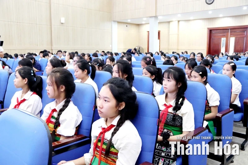 Bồi dưỡng kiến thức, kỹ năng cho 390 thành viên Câu lạc bộ “Thủ lĩnh của sự thay đổi”