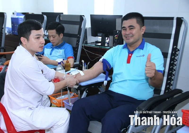 Ngày hội hiến máu tình nguyện “VietinBank - Trao giọt máu hồng sẻ chia sự sống” năm 2025