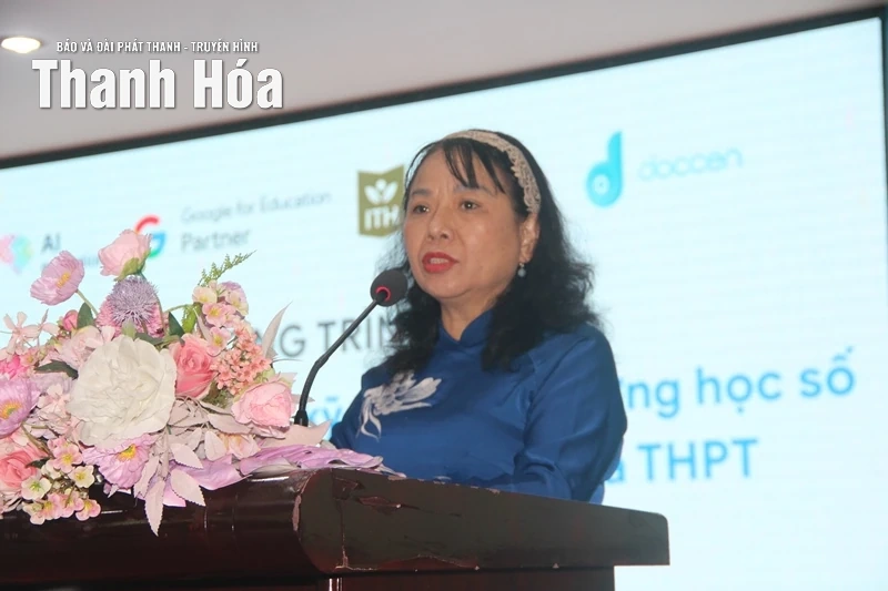 Trang bị kiến thức nền tảng về AI, kỹ năng số, trường học số cho cán bộ quản lý, giáo viên