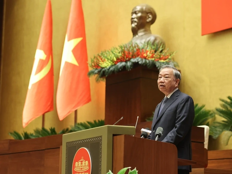 Tinh thần xuyên suốt của các Nghị quyết là chuyển nhanh từ “ban hành chủ trương” sang “quản trị thực thi”