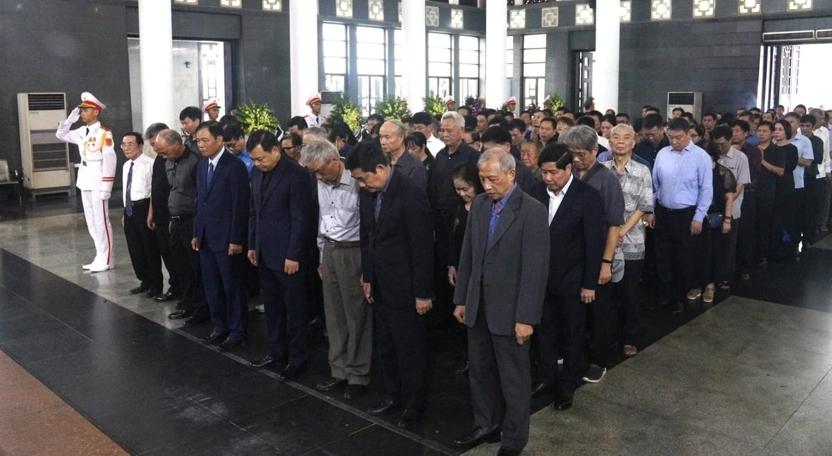 Tiễn đưa nguyên Bộ trưởng Lê Huy Ngọ về cõi vĩnh hằng