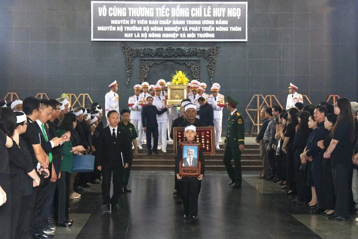 Tiễn đưa nguyên Bộ trưởng Lê Huy Ngọ về cõi vĩnh hằng