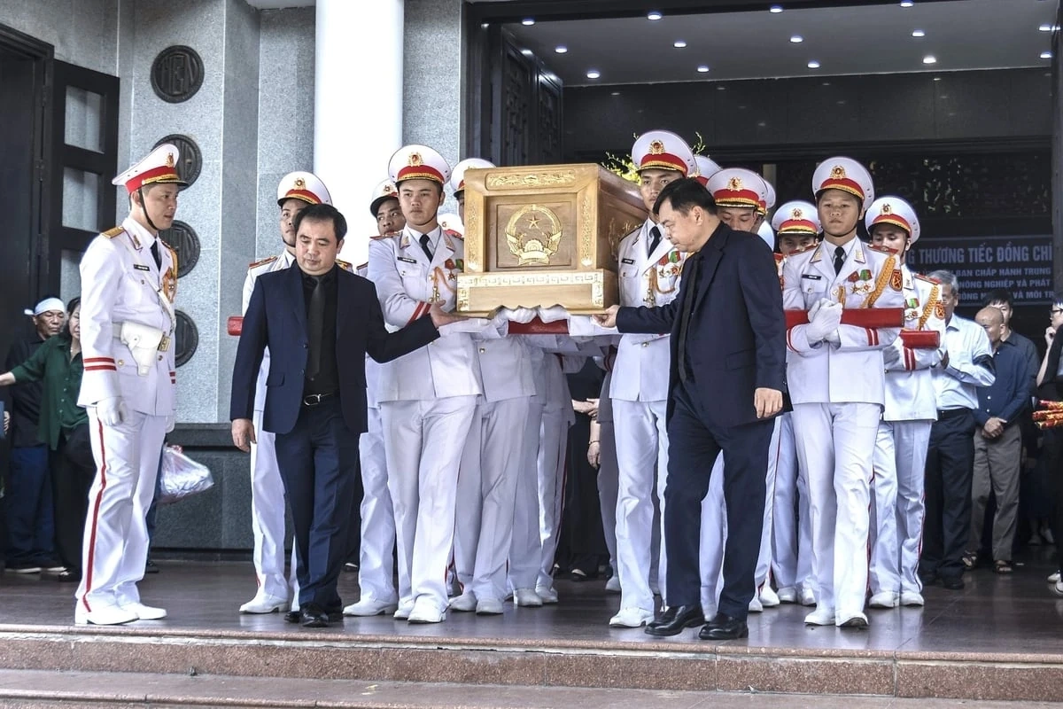Tiễn đưa nguyên Bộ trưởng Lê Huy Ngọ về cõi vĩnh hằng