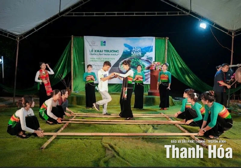 Đặc sắc không gian Triển lãm cộng đồng “Man Kháu”