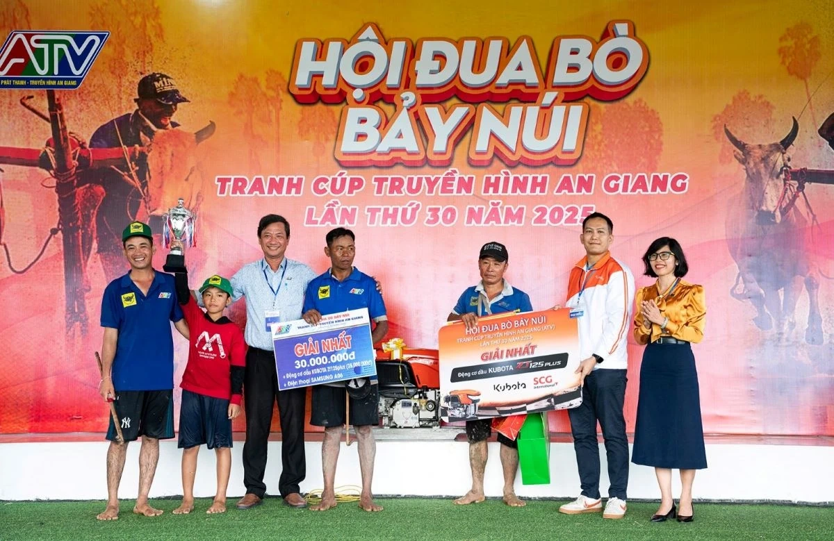 Bình Điền - Tự hào đồng hành cùng di sản văn hóa Đua bò Bảy Núi