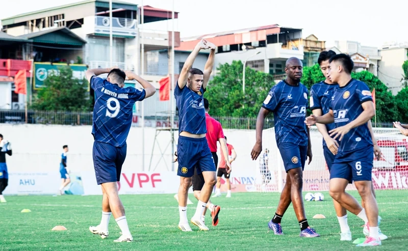 Tích cực tìm kiếm, mời gọi nhà tài trợ cho đội Bóng đá Thanh Hoá