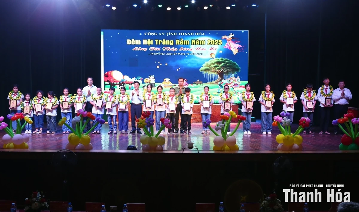 Một mùa trăng yêu thương!