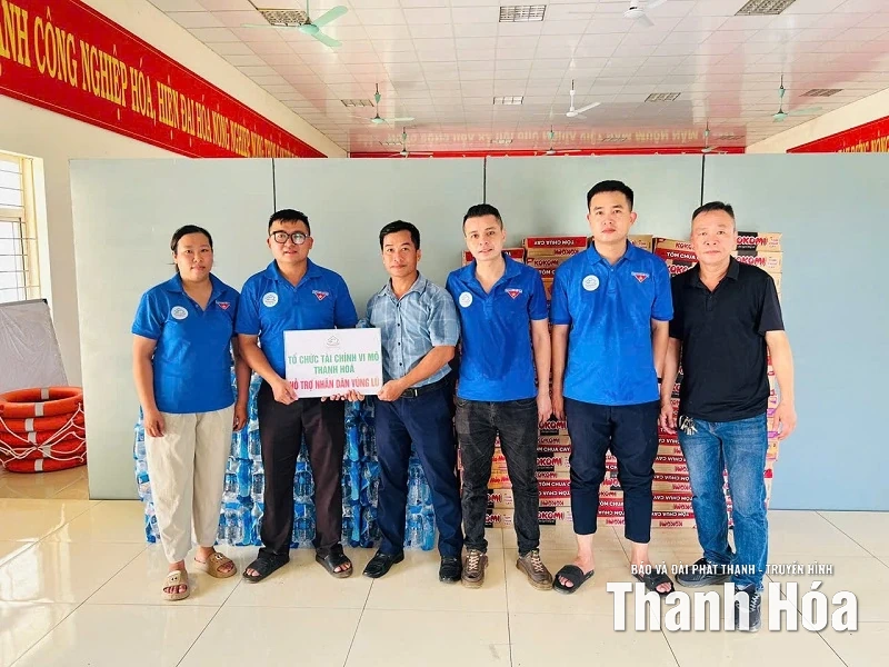 Tổ chức TCVM Thanh Hóa hỗ trợ Nhân dân vùng ngập lụt do bão số 10