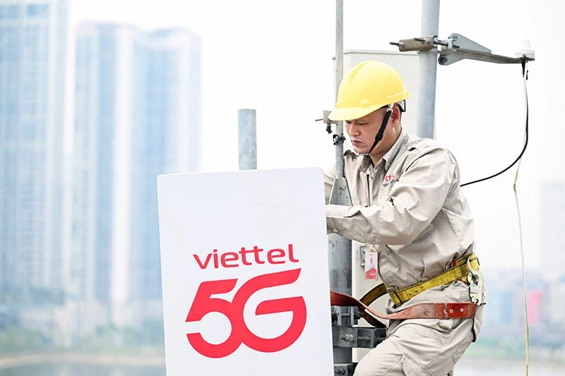 Cơ hội trúng thưởng hơn 1200 điện thoại iPhone 17 và Samsung Galaxy A06 5G khi dùng 5G Viettel