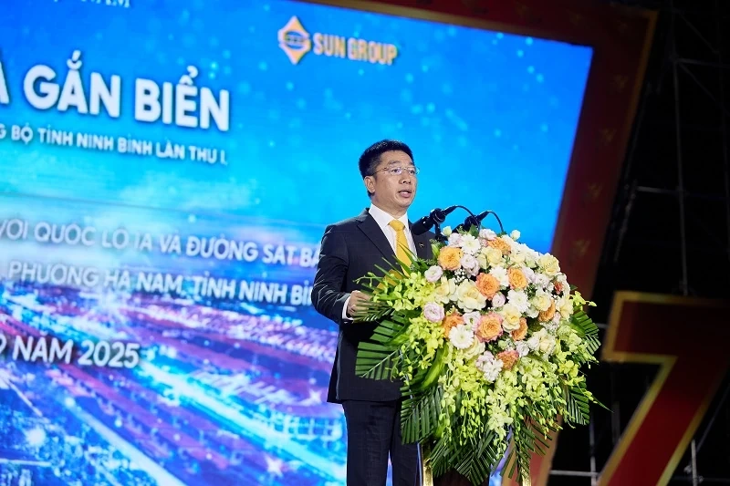 Ninh Bình chính thức khánh thành Công trình Trục lễ hội và Quảng trường Thời Đại