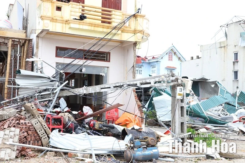 Huy động nhân lực, thiết bị, bảo đảm nguồn điện ổn định cho người dân sau thiên tai