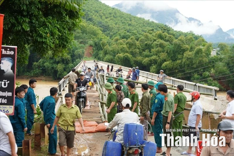 Đảm bảo an toàn, nỗ lực khắc phục những công trình hư hỏng do bão số 10