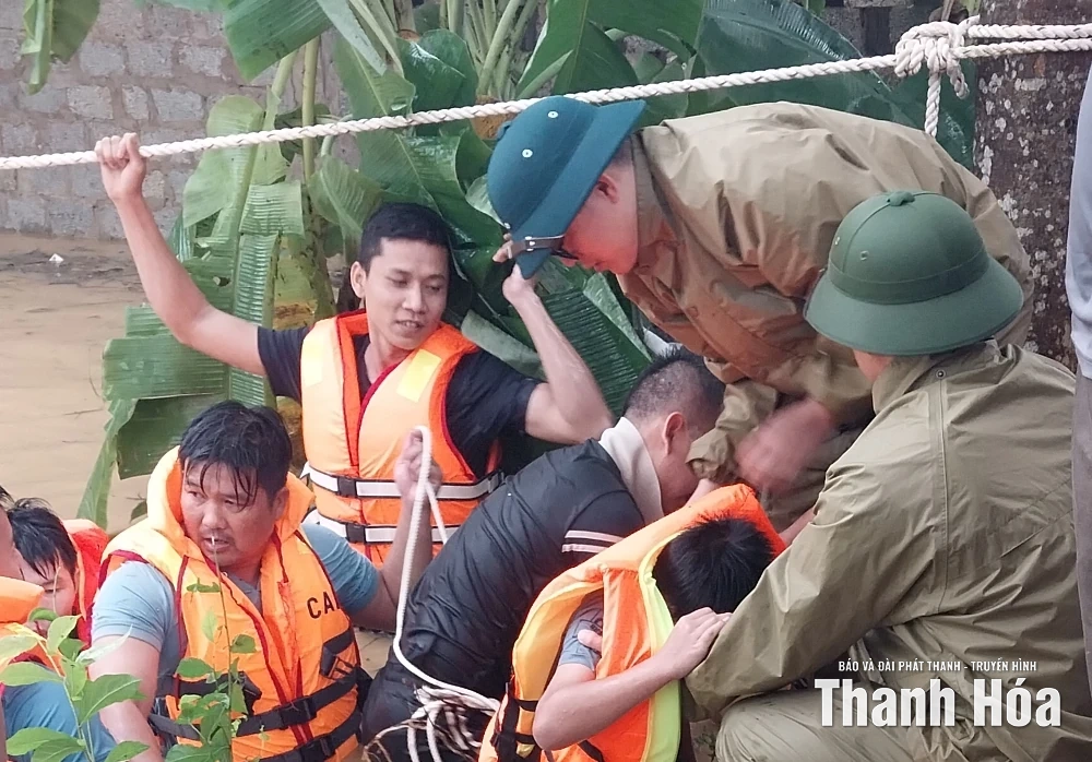 Những người hùng thầm lặng
