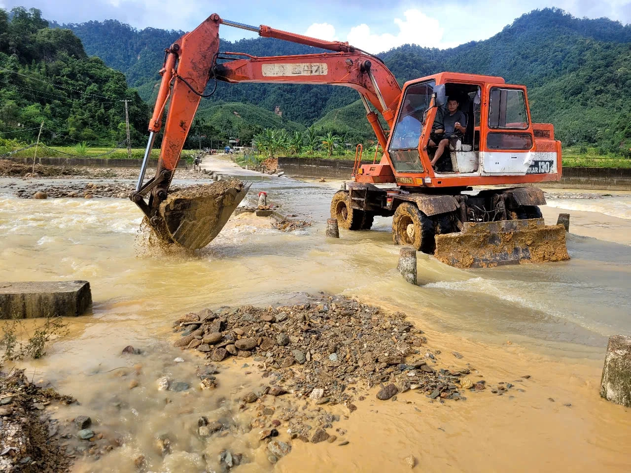 Xã Thanh Quân khẩn trương khắc phục hậu quả sau bão