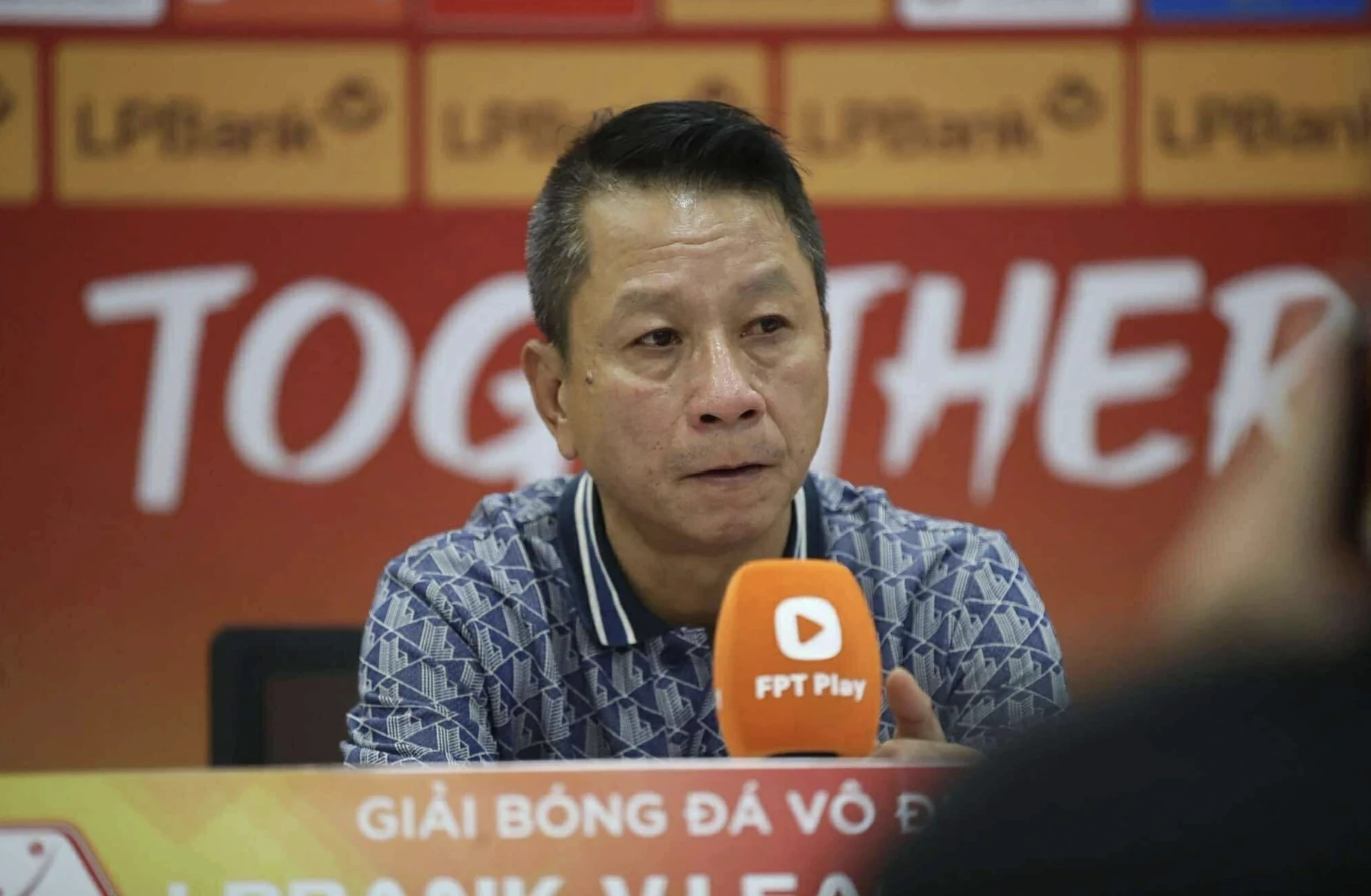 Quang Hải lỡ hẹn tuyển Việt Nam; Chelsea hạ Liverpool phút bù giờ