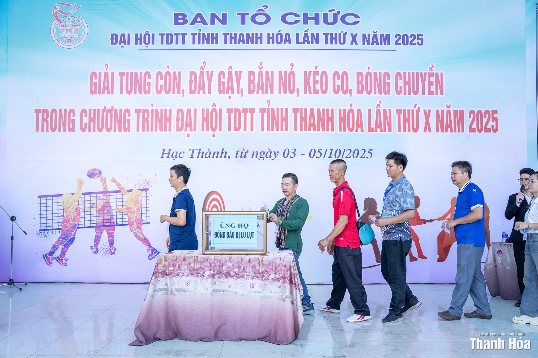 Khai mạc các môn tung còn, đẩy gậy, bắn nỏ, kéo co và bóng chuyền Đại hội TDTT tỉnh Thanh Hóa