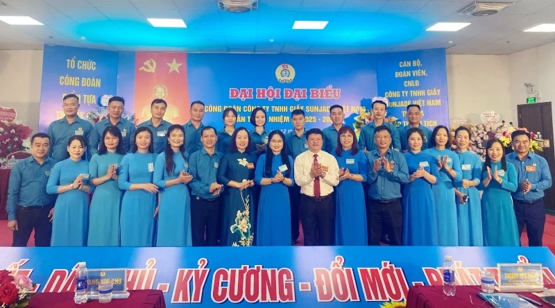 Đại hội đại biểu Công đoàn Công ty TNHH Giầy Sunjade Việt Nam