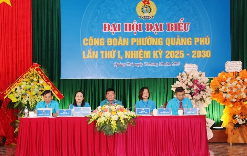 Công đoàn phường Quảng Phú thực hiện tốt vai trò đại diện, bảo vệ quyền, lợi ích hợp pháp, chính đáng của đoàn viên, người lao động