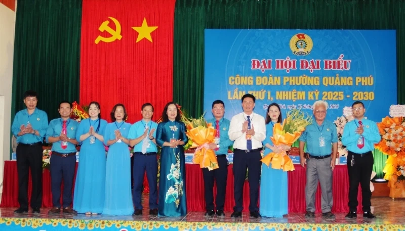 Công đoàn phường Quảng Phú thực hiện tốt vai trò đại diện, bảo vệ quyền, lợi ích hợp pháp, chính đáng của đoàn viên, người lao động