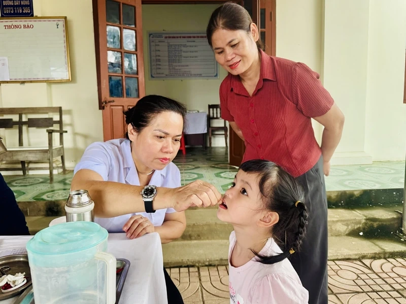 Cải thiện dinh dưỡng, hướng tới phát triển toàn diện của trẻ em