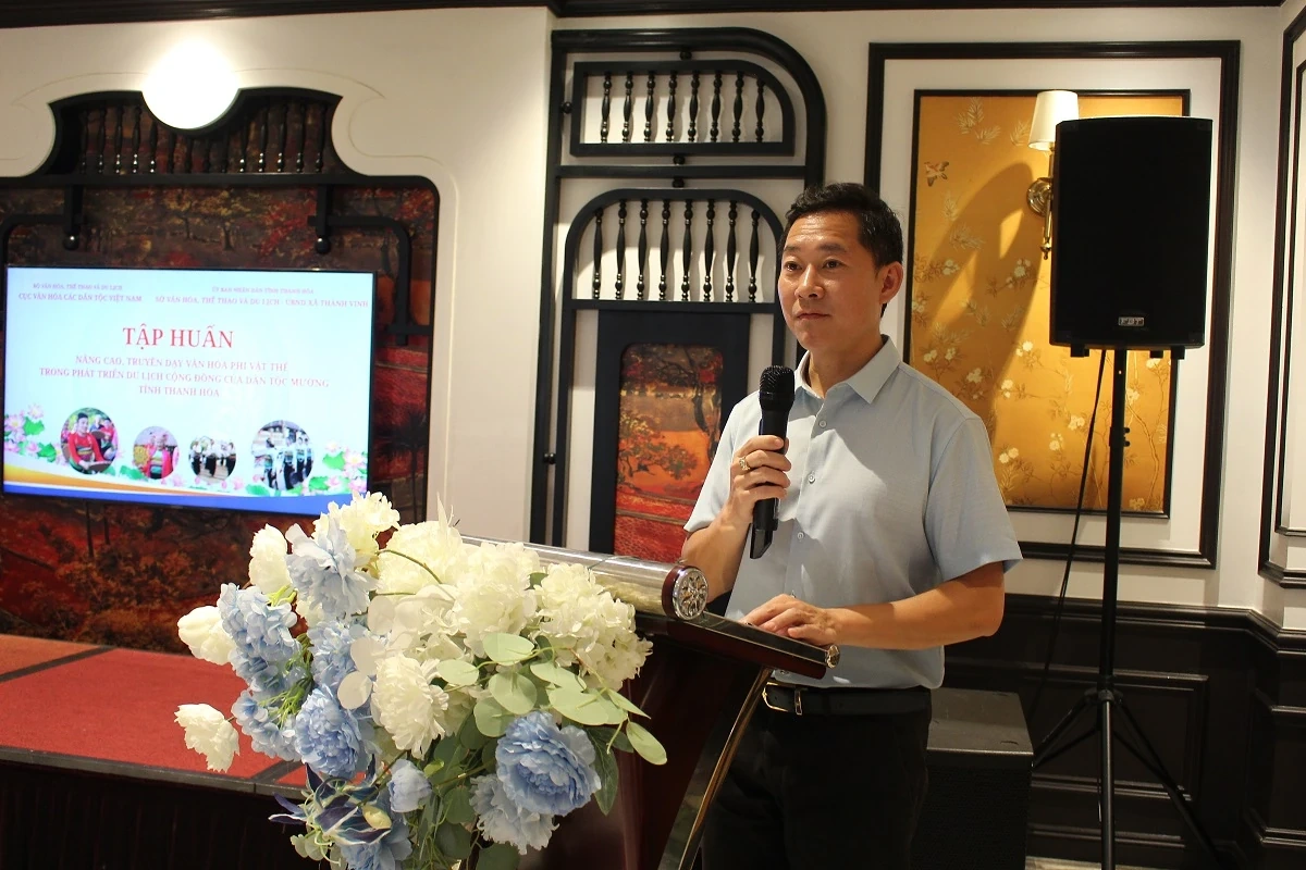 Truyền dạy văn hóa phi vật thể trong phát triển du lịch cộng đồng của dân tộc Mường