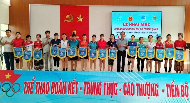 Xã Thanh Quân khai mạc Hội thao chào mừng Đại hội Đảng bộ tỉnh Thanh Hóa lần thứ XX