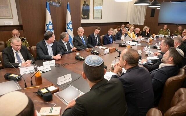 Chính phủ Israel phê chuẩn thỏa thuận ngừng bắn và trao đổi con tin với Hamas