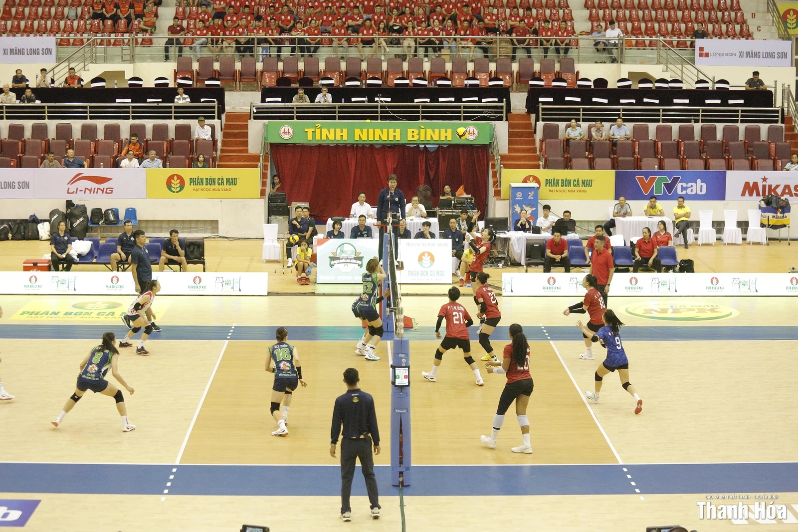 Giai đoạn 2 Giải bóng chuyền vô địch quốc gia 2025: Xi măng Long Sơn Thanh Hoá trắng tay trước Hoá chất Đức Giang Lào Cai