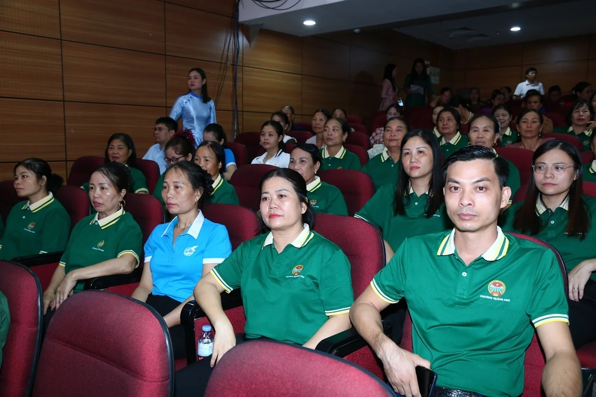 Chương trình nghệ thuật chào mừng thành công Đại hội đại biểu Đảng bộ tỉnh lần thứ XX