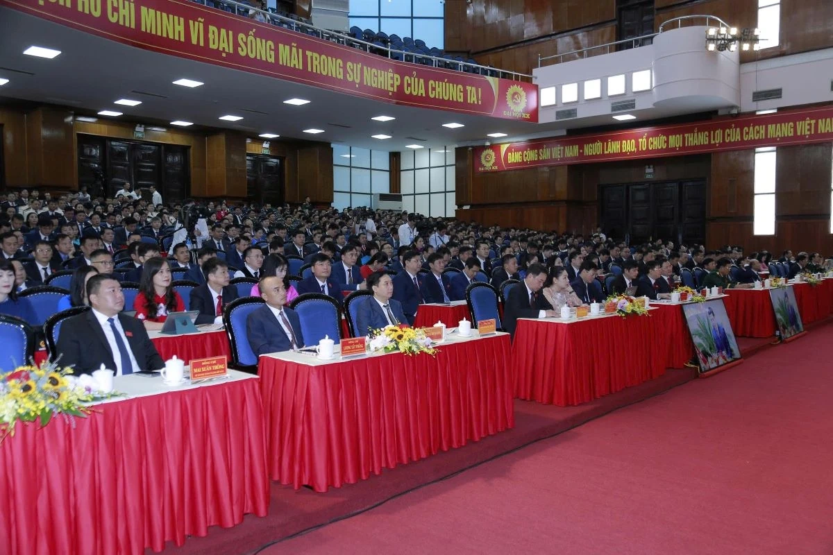 Sớm đưa Nghị quyết Đại hội đi vào cuộc sống, biến những quyết định của Đại hội thành hiện thực sinh động trong thực tiễn<sup>(*)</sup>