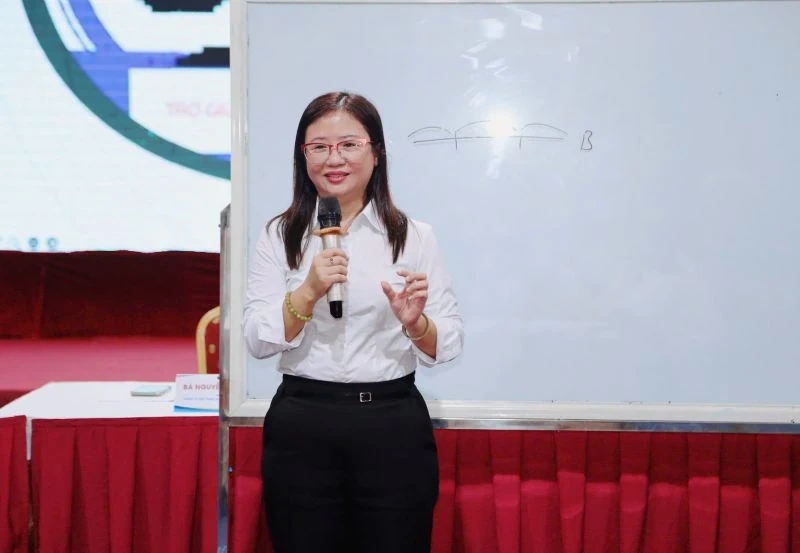 Tập huấn kỹ năng trợ giúp pháp lý cho nạn nhân bạo lực gia đình và người dân tộc thiểu số