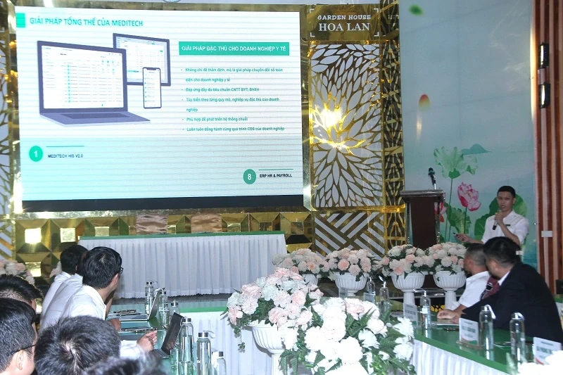 Ký kết xây dựng và triển khai hệ thống quản lý y tế thông minh, hiệu quả