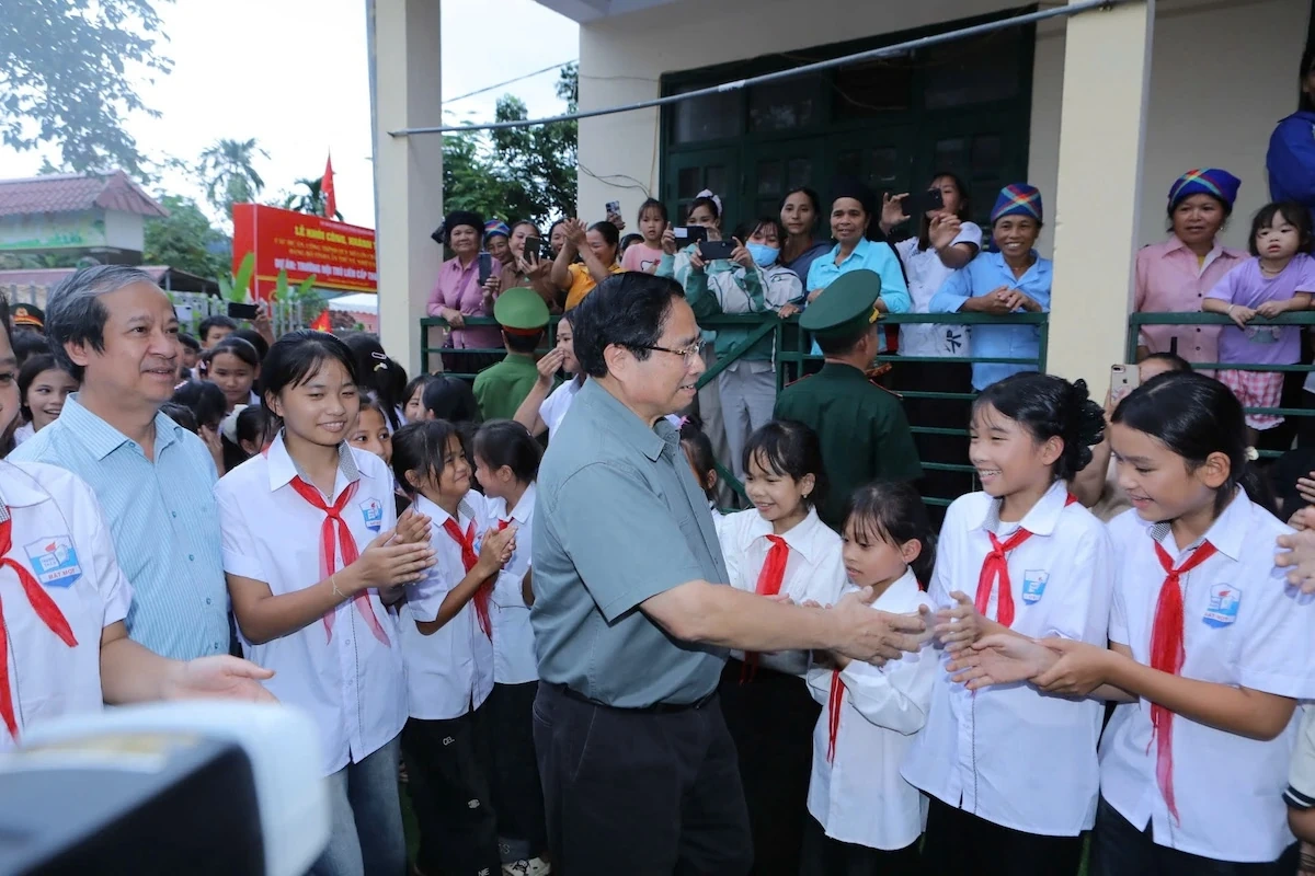 Thủ tướng Chính phủ Phạm Minh Chính dự lễ khởi công Trường nội trú liên cấp Tiểu học và THCS Bát Mọt